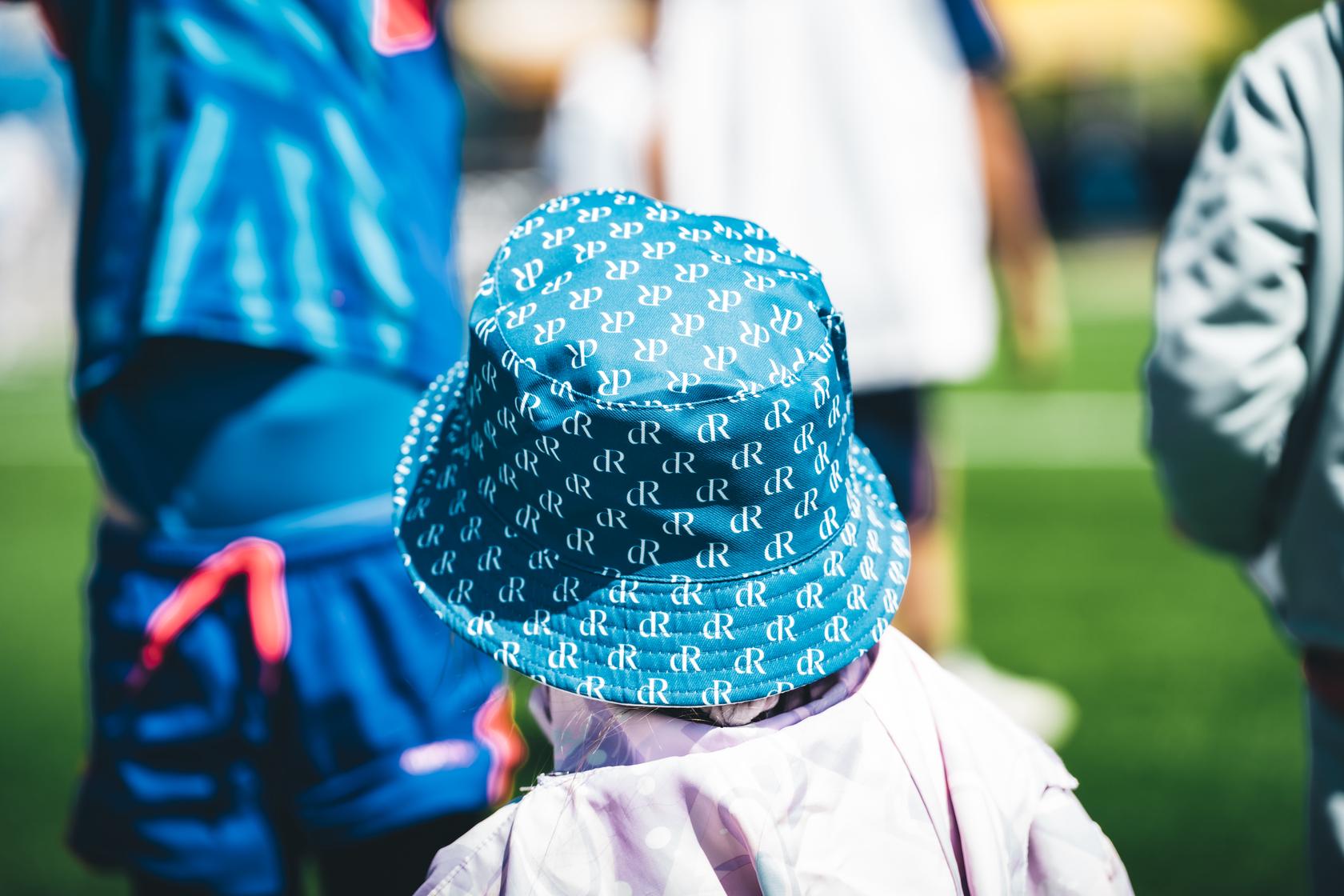D&eacute;dicaces des joueurs du LS avec les enfants - &Eacute;cublens 2026