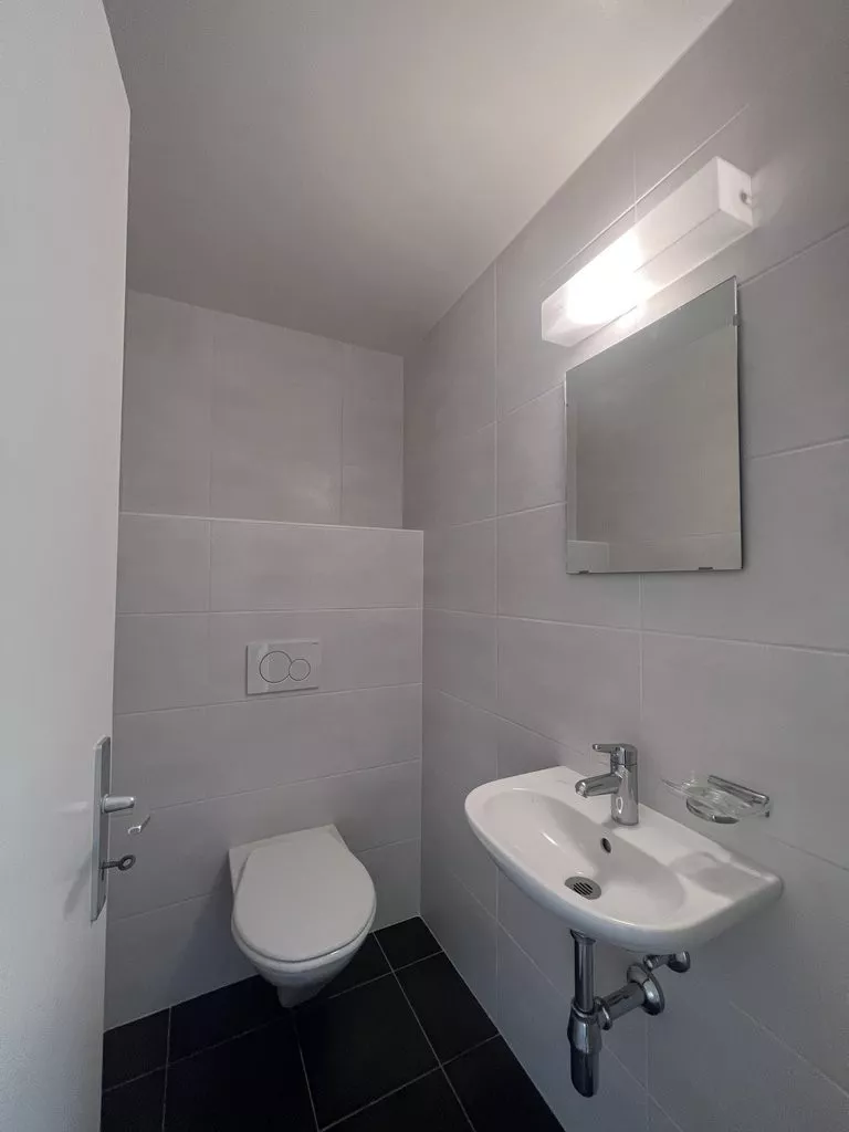 image00003.jpeg