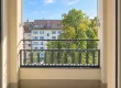 Balcon_parisien_baigne_de_soleil.png