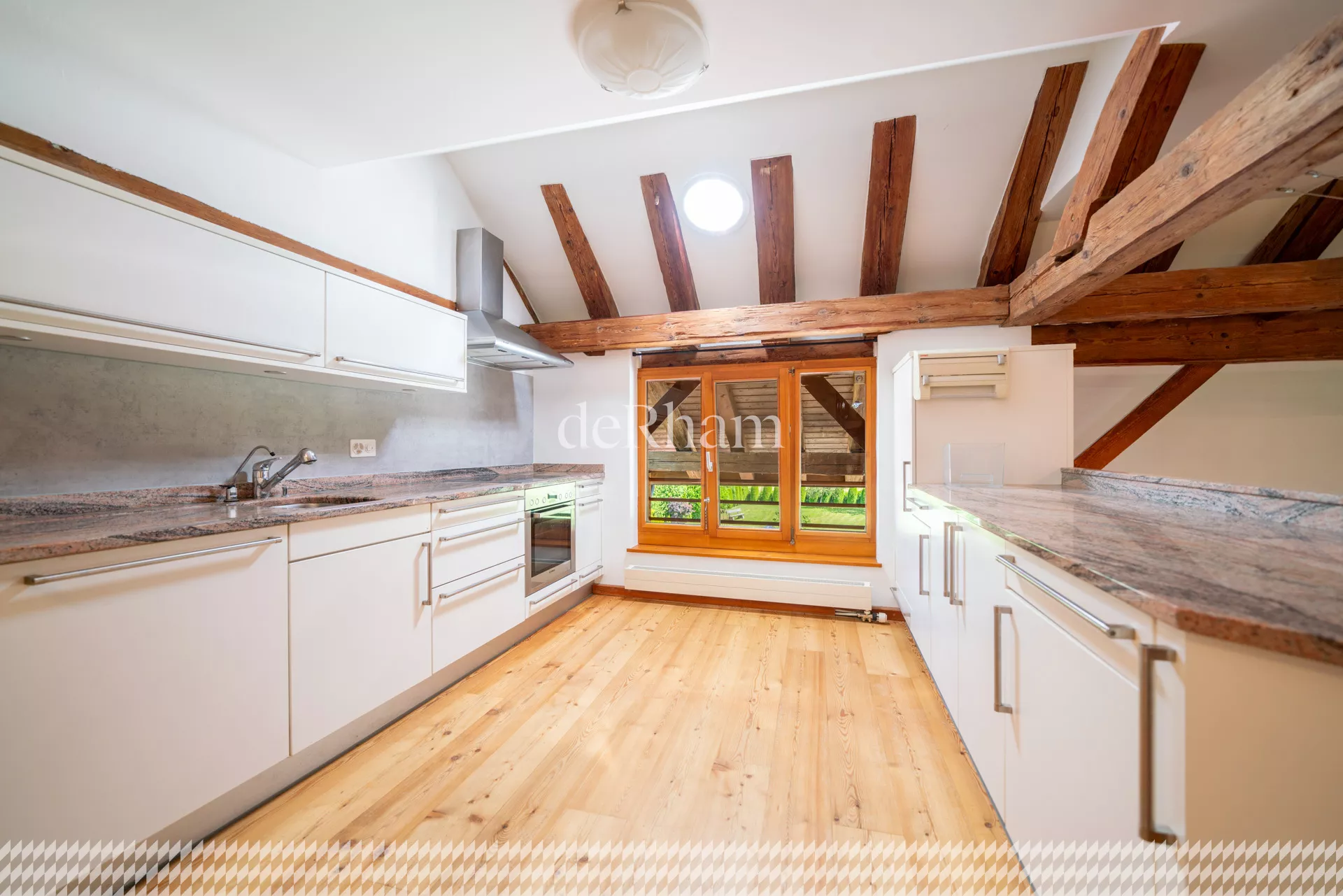 LOFT