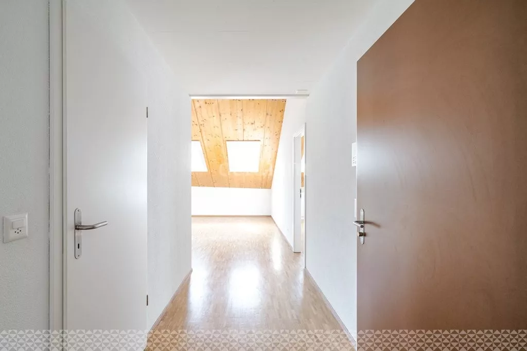 Hall_dentree_1.jpg