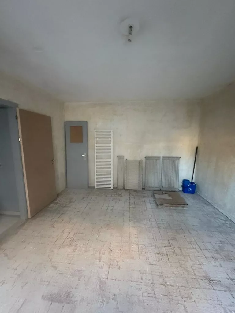 ff0000000026056213.jpg