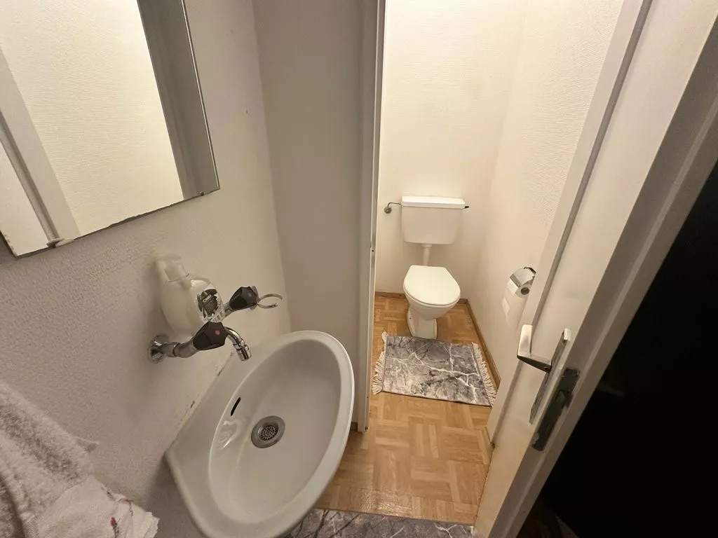 WC.jpg