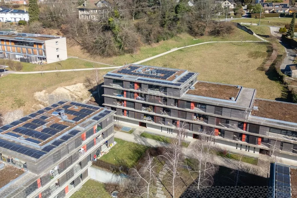 Champs_Meunier_13A_-_Le_Mont-sur-Lausanne_-_drone-12.jpg