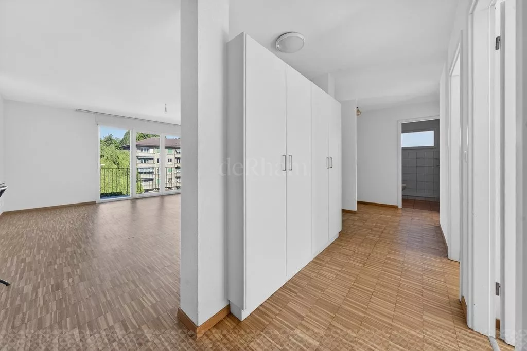 Victor-Ruffy_46_-_Lausanne-1.jpg