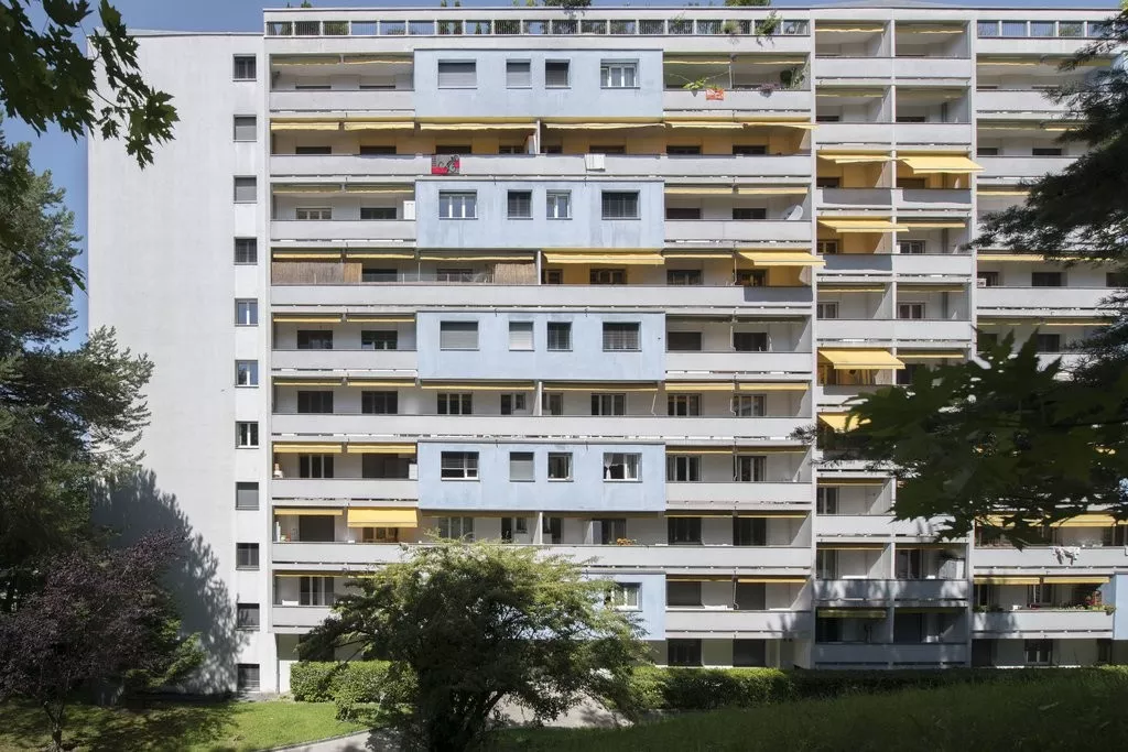 Avenue_de_Valmont_12_05.jpg
