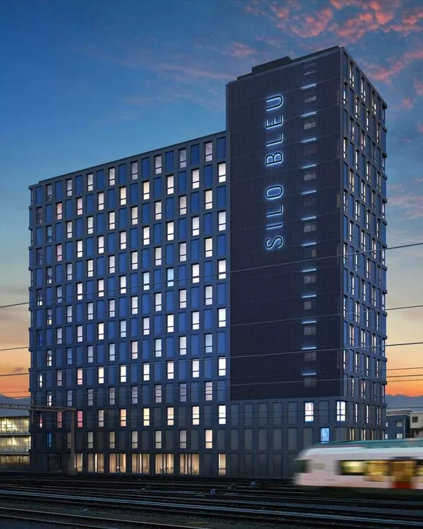 Q3yZK_building1a.jpg